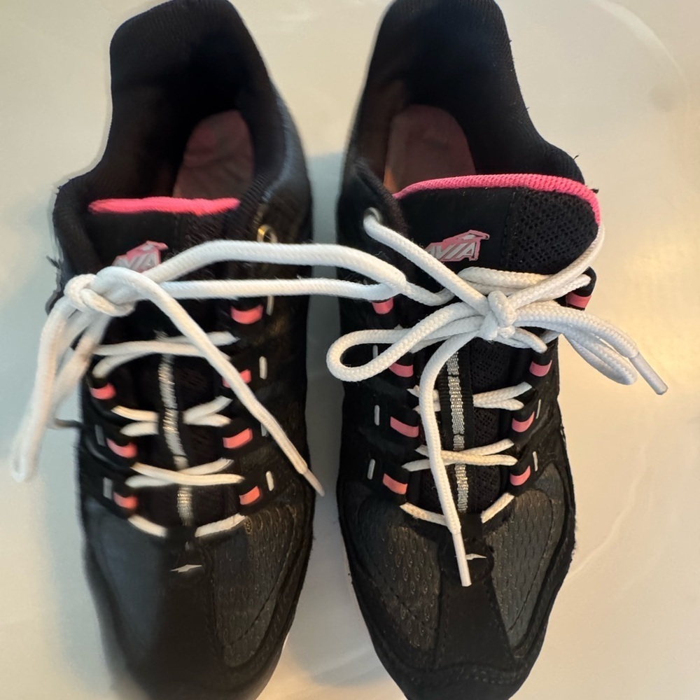 Avis Black and Pink Women's Athletic Shoes US 7.5 - Picture 2 of 10